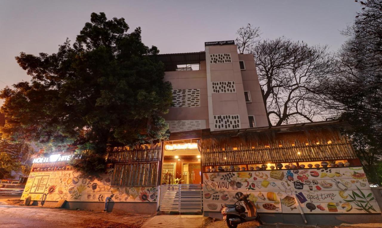 Treebo White Inn Koramangala Bangalore Exterior photo